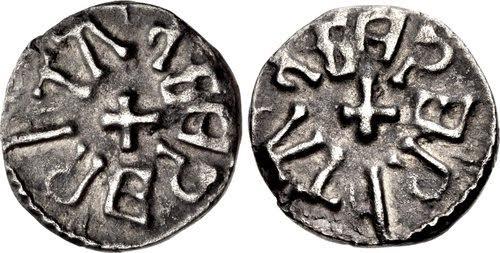 Srebrny Anglosaksoński sceattas z okresu 765 - 774 r., 13 mm., 1.04 g.. Bita w Yorku, w królestwie Northumbrii. Nosi imiona króla Alchreda i Arcybiskupa Ekberta.