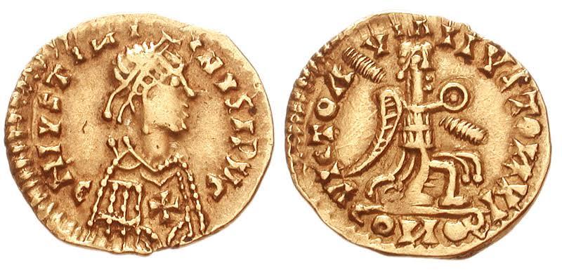 527 - 565 r. Wizygocka imitacja złotego tremissisa bizantyjskiego Justyniana I. 15 mm. średnicy, 1.42 g. Od frontu cesarz, od tyłu uskrzydlona Wiktoria trzymająca koronę i palemkę.