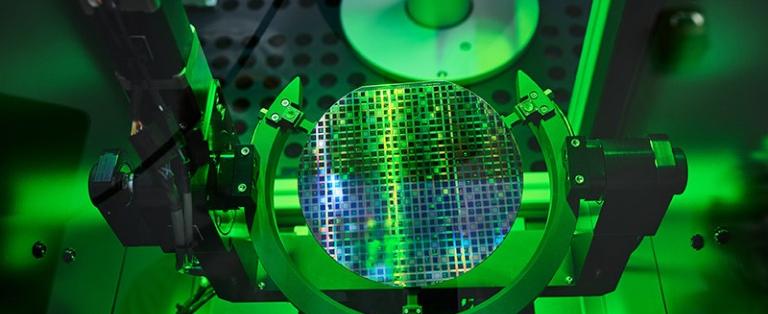 Półprzewodnikowa Wojna Światowa