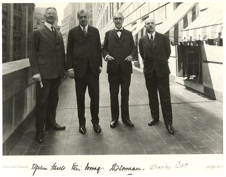 Hjalmar Schacht (Reichsbank), Benjamin Strong (NY FED), Montagu Norman (BoE), Charles Rist (Banque de France) - Nowy Jork, 1927 r.