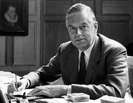 Cameron Cobbold. Źródło: www.npgprints.com